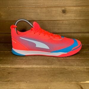 Mens Puma Ibero III Athletic Soccer Shoes Size 6 (Like new)